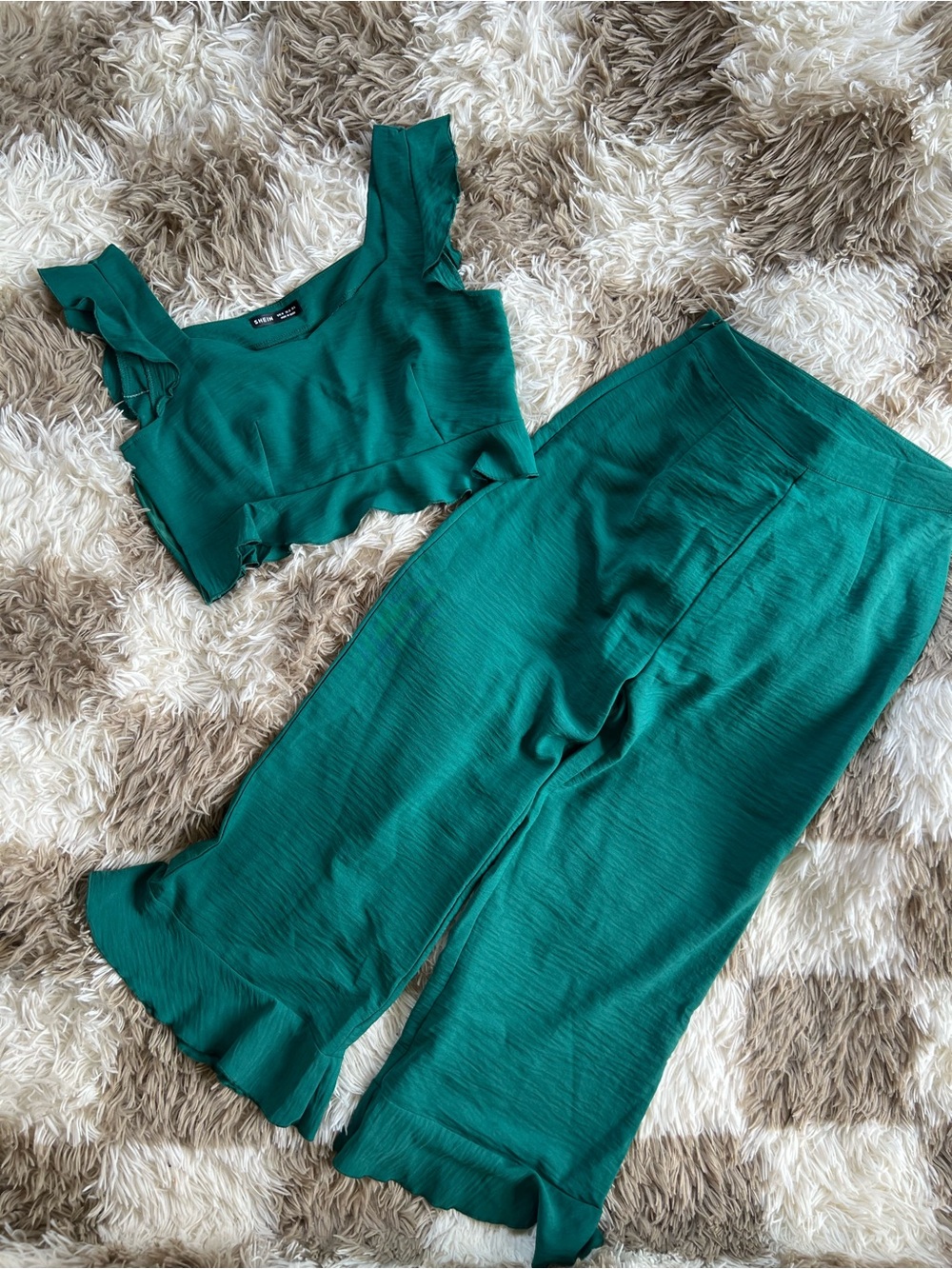 SHEIN Emerald Green Knit Top